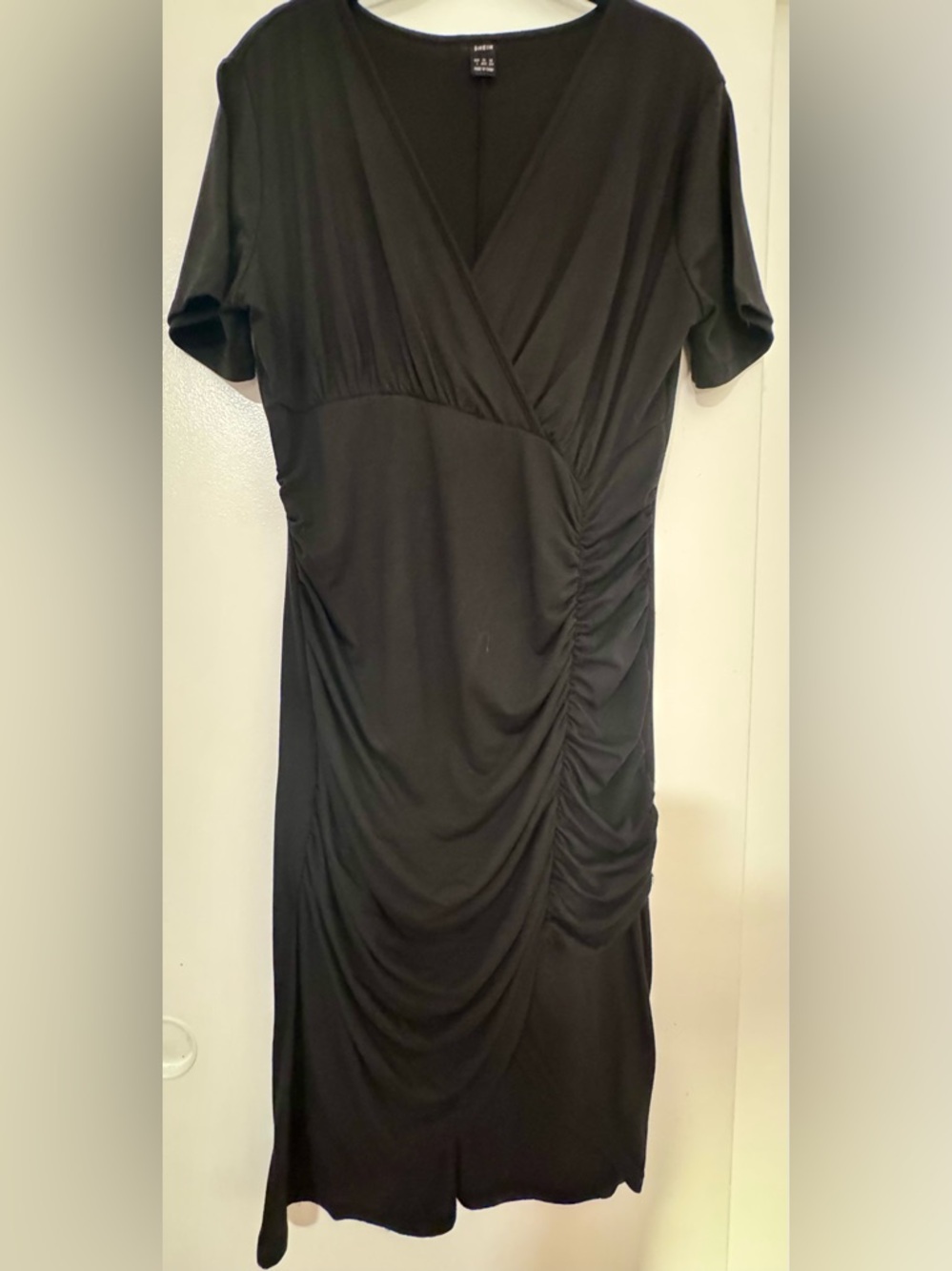 SHEIN Black Ruched Faux-Wrap Midi Dress